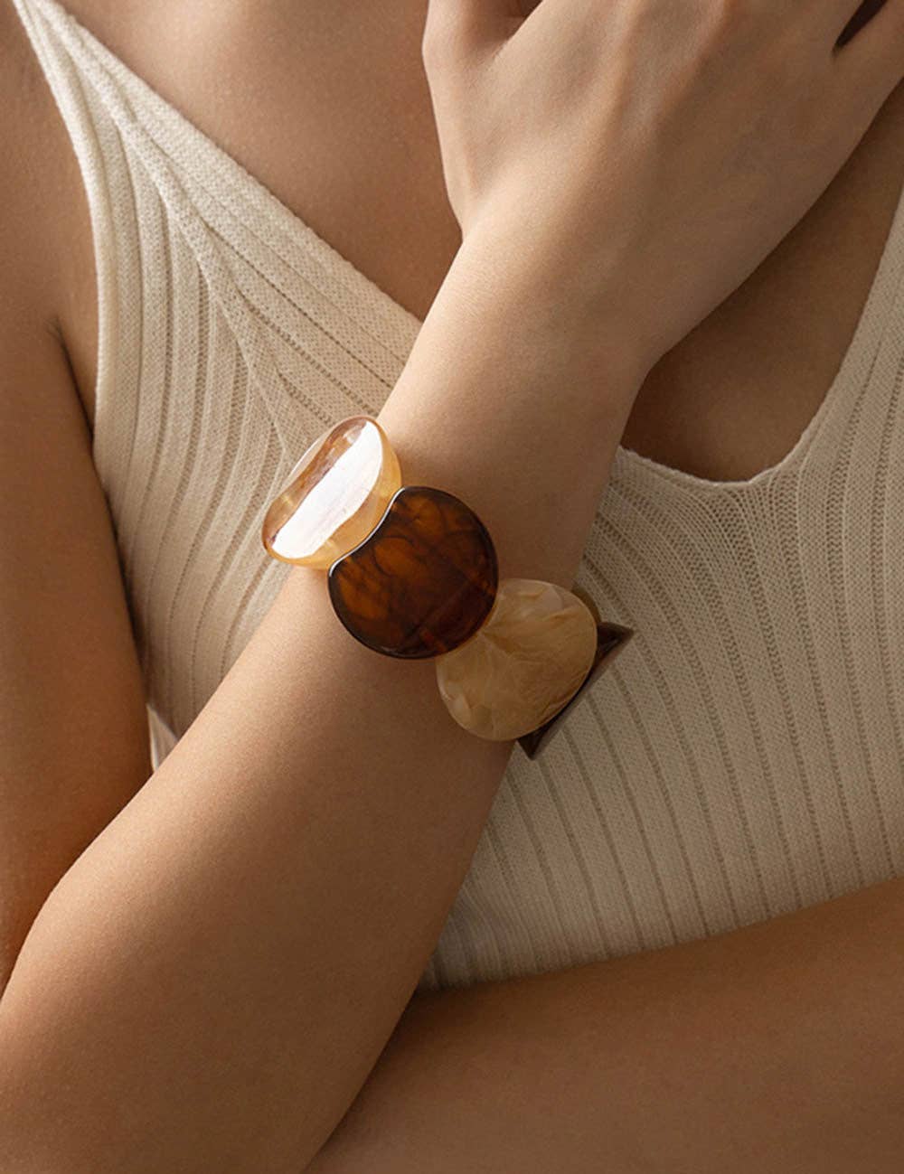 Dipped Shop - Wholesale Bangle Bracelet - Trendy Irregular Texture Acrylic Bangle Bracelet DP25E7678