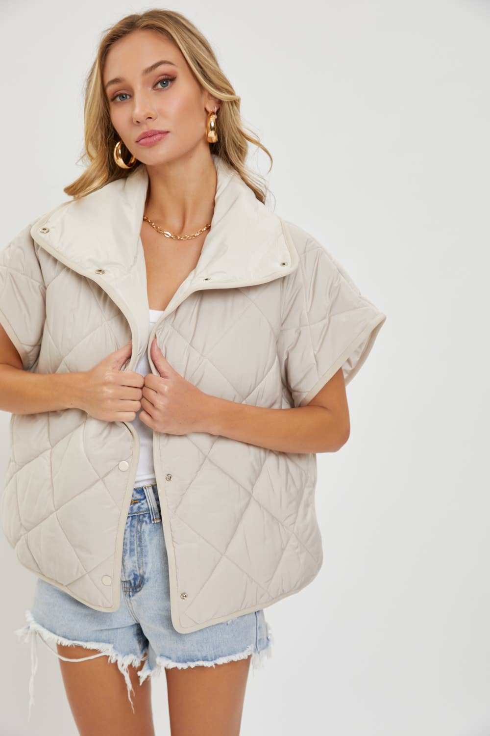 Sweet Lovely by Jen - Wholesale Outerwear Vest - Women's - QUILTED  PADDED VEST OUTERWEAR 25