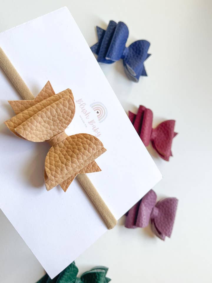 Arco de cabelo de couro sintético sólido empilhado por atacado de BlushBabyDesignCo