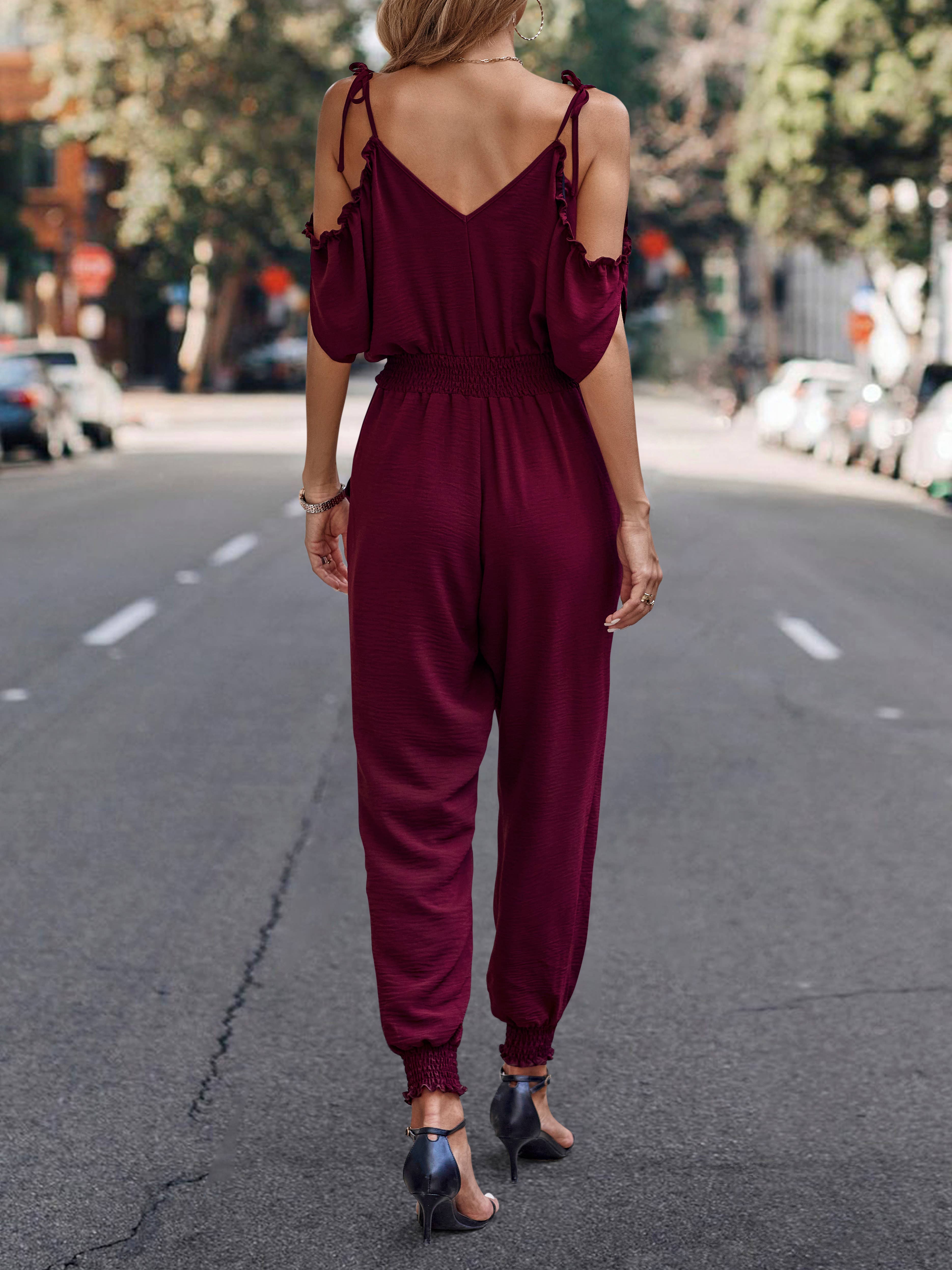 eLook – Großhandel Jumpsuit – Damen – SZ1-J9004 Schulterfreier Wickeloverall mit gesmokter Schulterpartie38