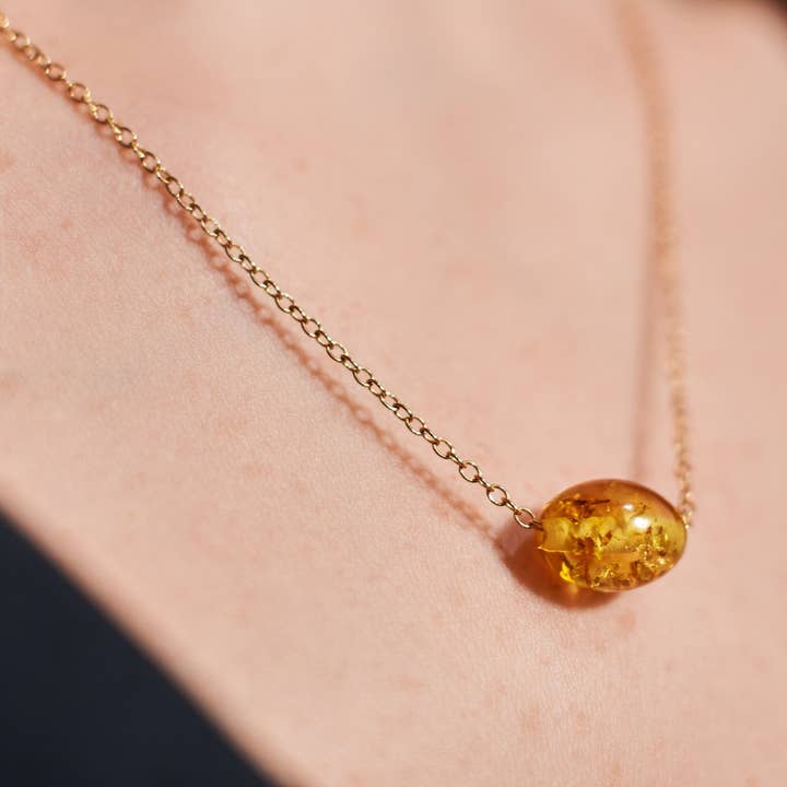 Baltic Amber Necklace Lemon Amber Celebrity Necklace for wholesale by Marcin Waryszak