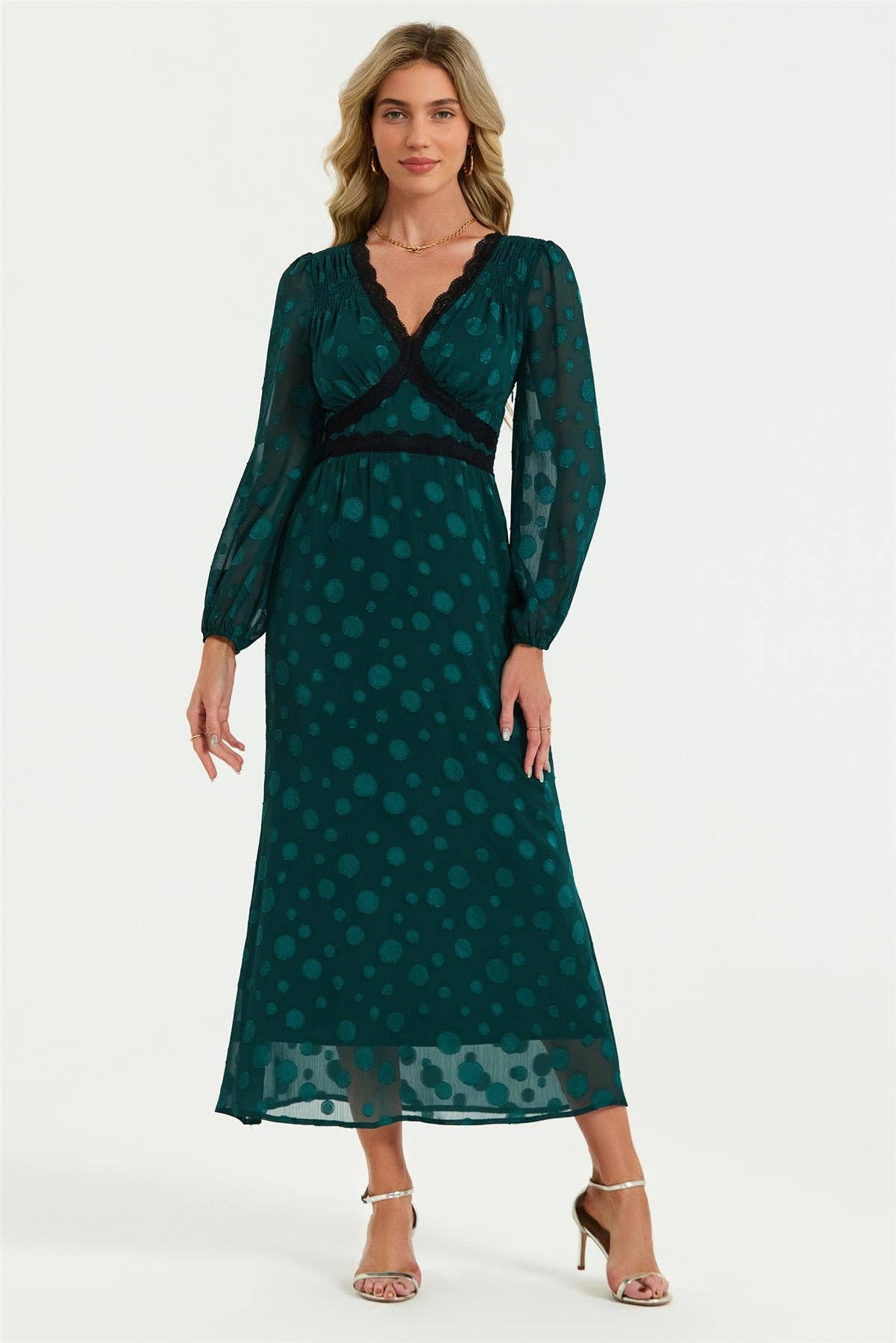 Donkergroen Maxi-jurk met lange mouwen, stippenjacquard en kanten afwerking in groen. voor groothandel op Faire3