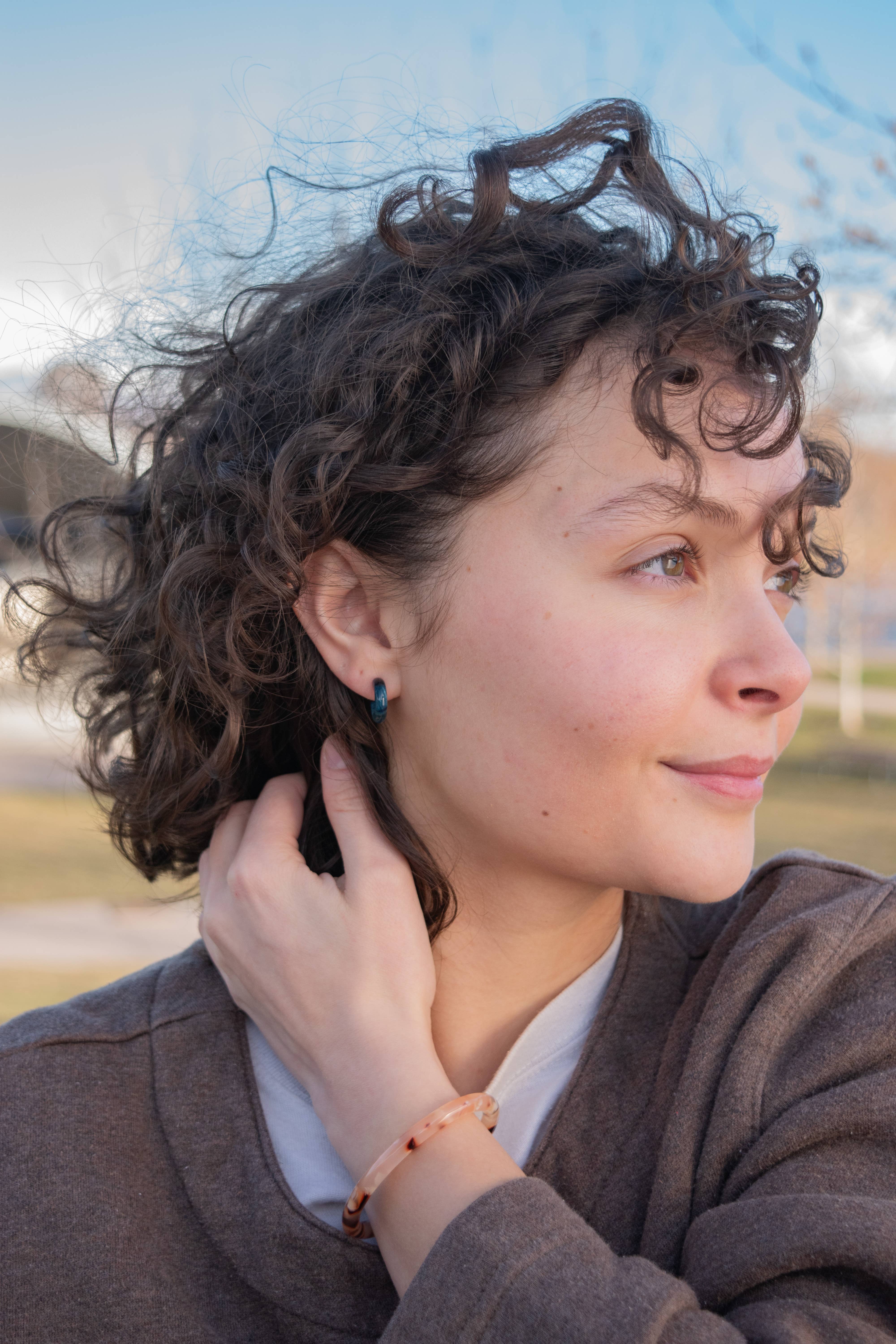 Fenna&Fei - Wholesale Hoop Earrings - Huggie Hoops Collection | Small Tiny Minimalist Resin Hoops17