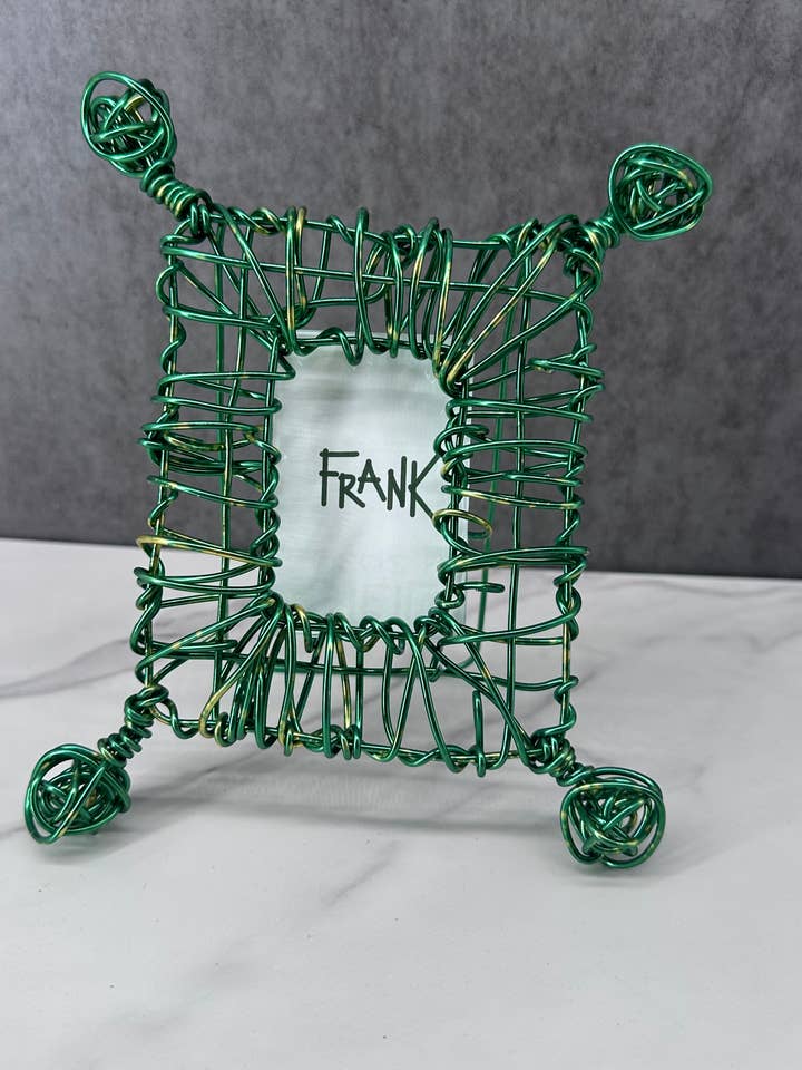 Moldura com Arame “Extra” (janela 2" x 3") Verde/Dourado por atacado de Frank Steil San Francisco