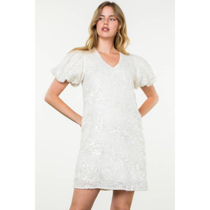 Kort puffärmad paljettklänning för wholesale av THML