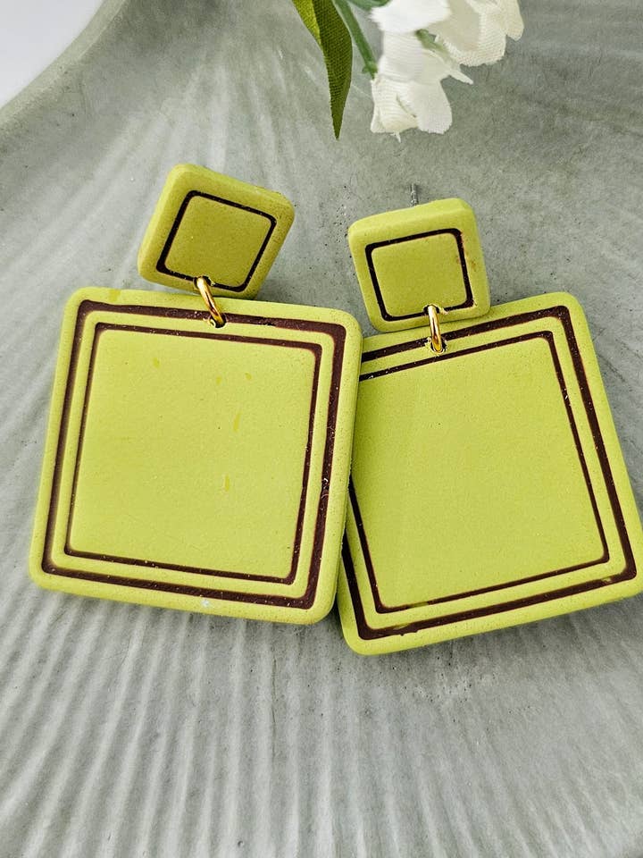 Carre for wholesale by Irene and Xenia