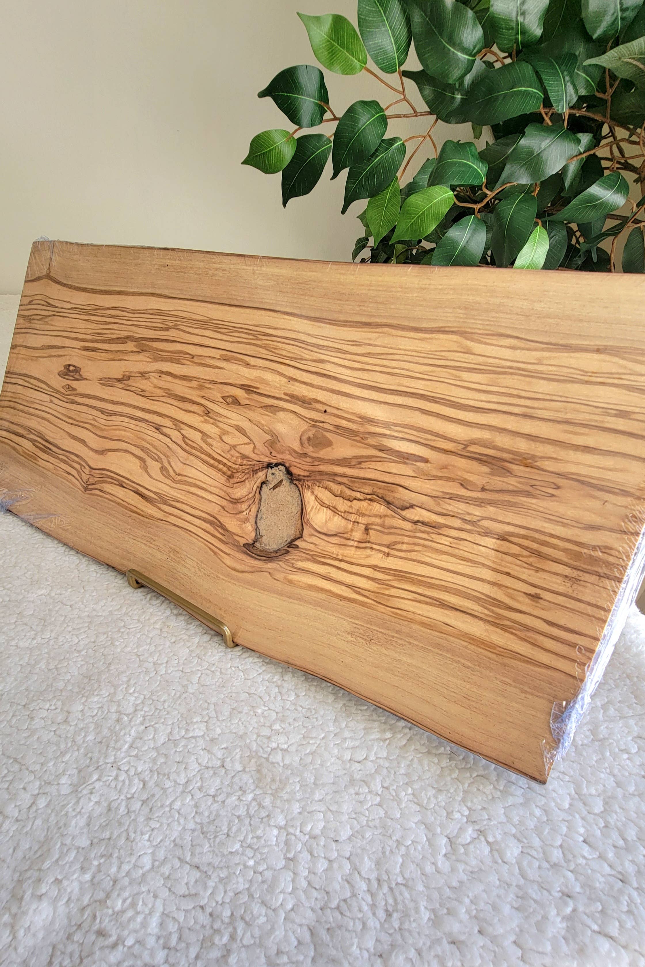 Karmic Creations - Wholesale Cheese Board - Large 18" x 0.8" Live Edge Olive Wood Cheeseboard6