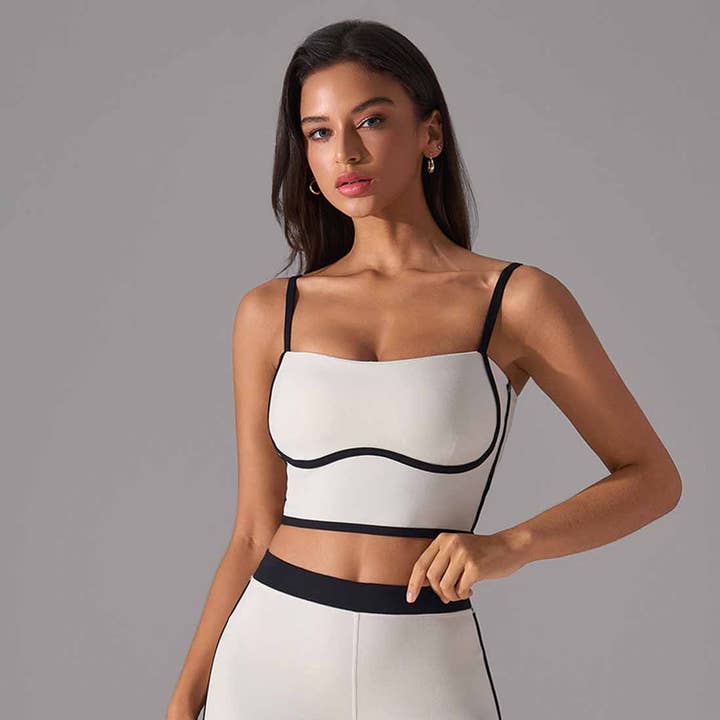 Top Deportivo de Alta Sujeción para Mujer: Camiseta de Entrenamiento con Bloques de Color y otras tendencias de Resultados para tops deportivos al por mayor. Devoluciones gratuitas y condiciones de pago a 60 días en Faire en Faire.