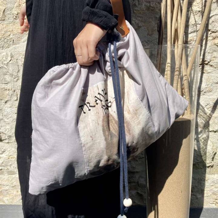 Child's walk pouch bag for wholesale by La marquisette