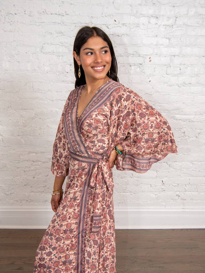 Baizaar - Vendita all'ingrosso Vestito - Donna - Abito a portafoglio con maniche svolazzanti Sari L/XL7