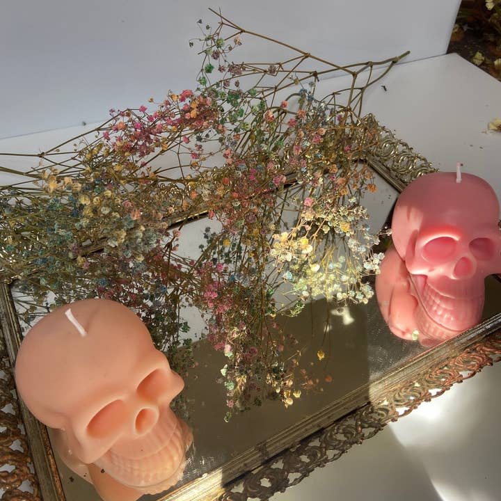 Kendall's Kandles - Wholesale Novelty Candle - Skull Candle