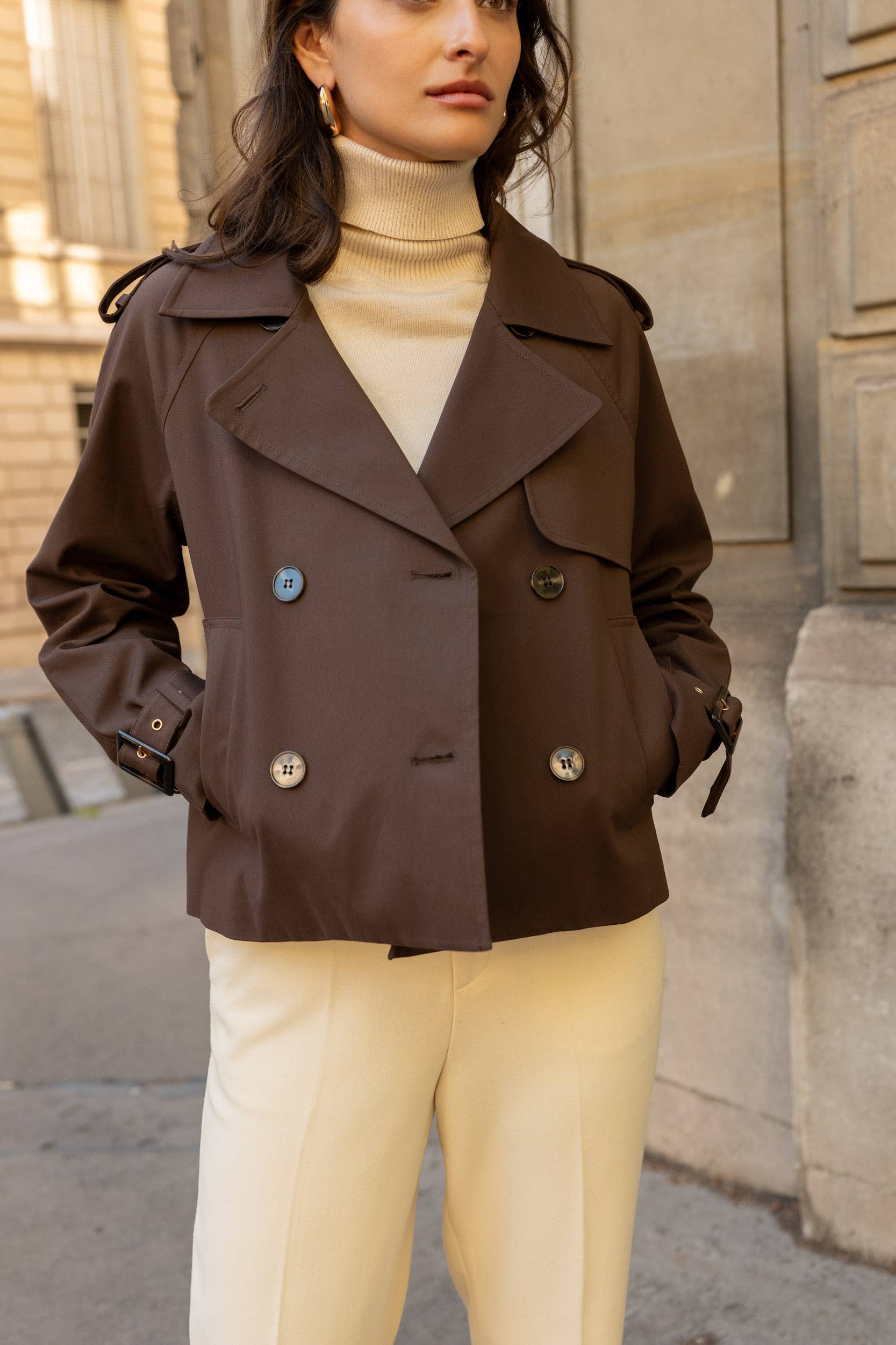 Attentif Paris - Wholesale Trench Coat - Women's - Solid cropped trench in cotton blend14