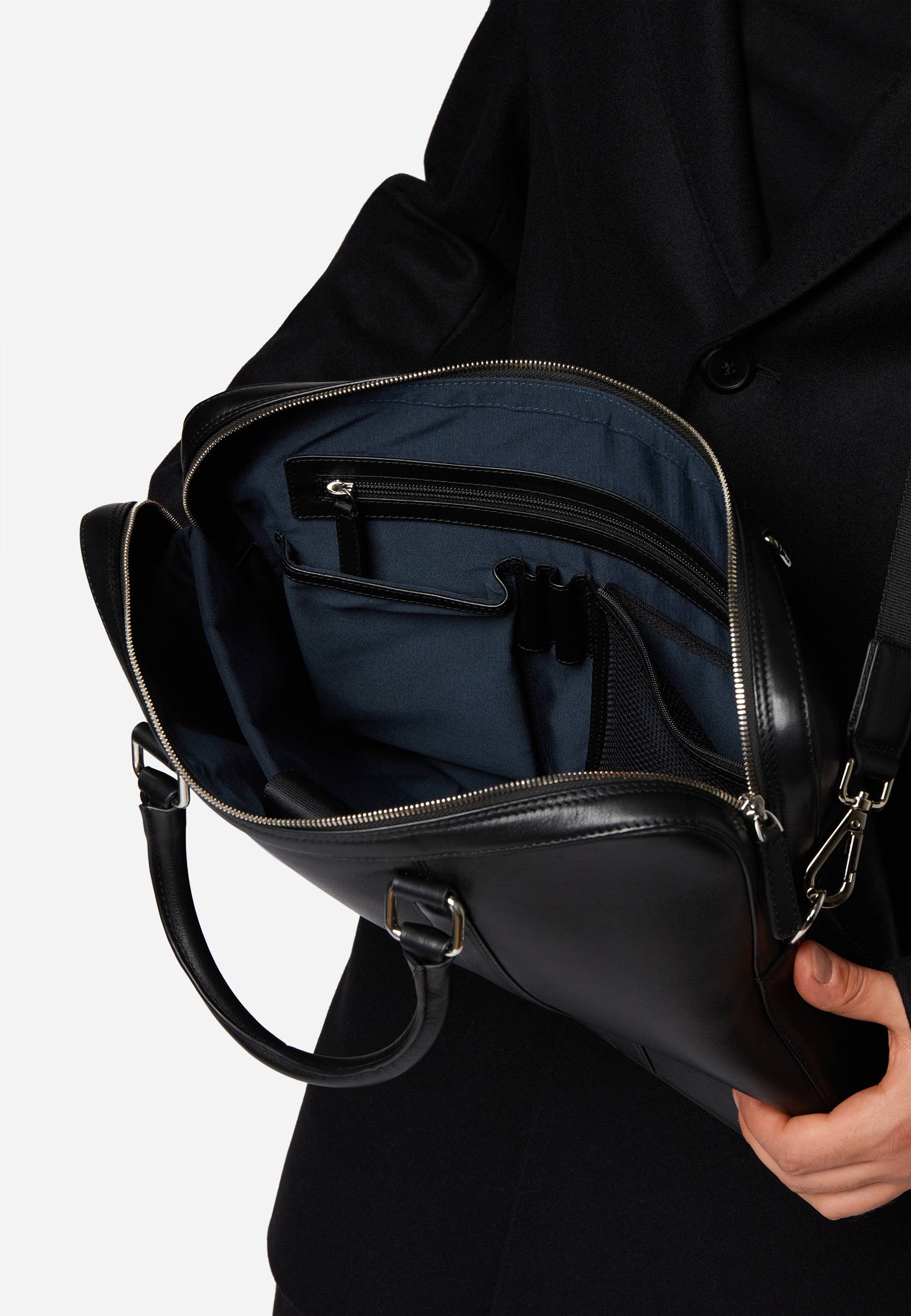 black Classic men's leather bag/Henrik for wholesale on Faire4