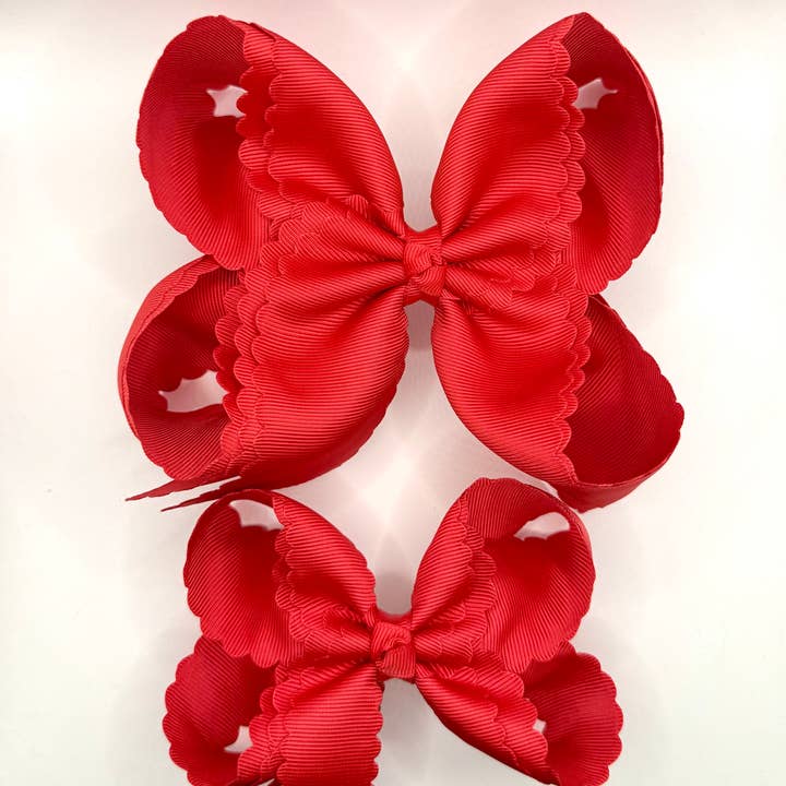 Nœud à pétoncles rouge pour la vente par Luminous Sky Bowtique