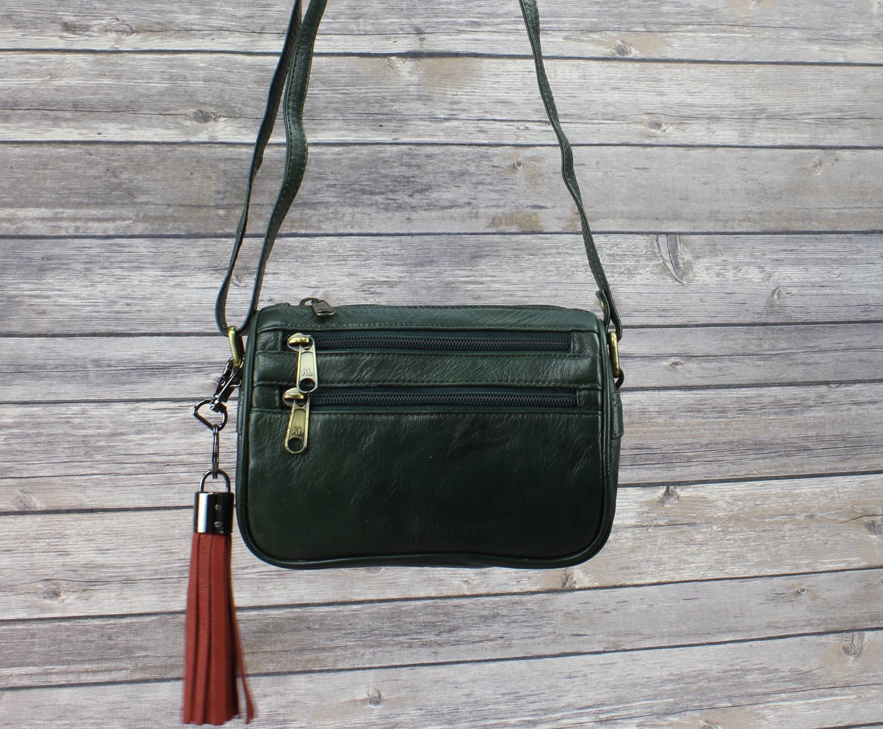 Leather Impressions Inc - Venta al por mayor Llavero - Mujer - Accesorio y llavero para bolso de piel con borlas11