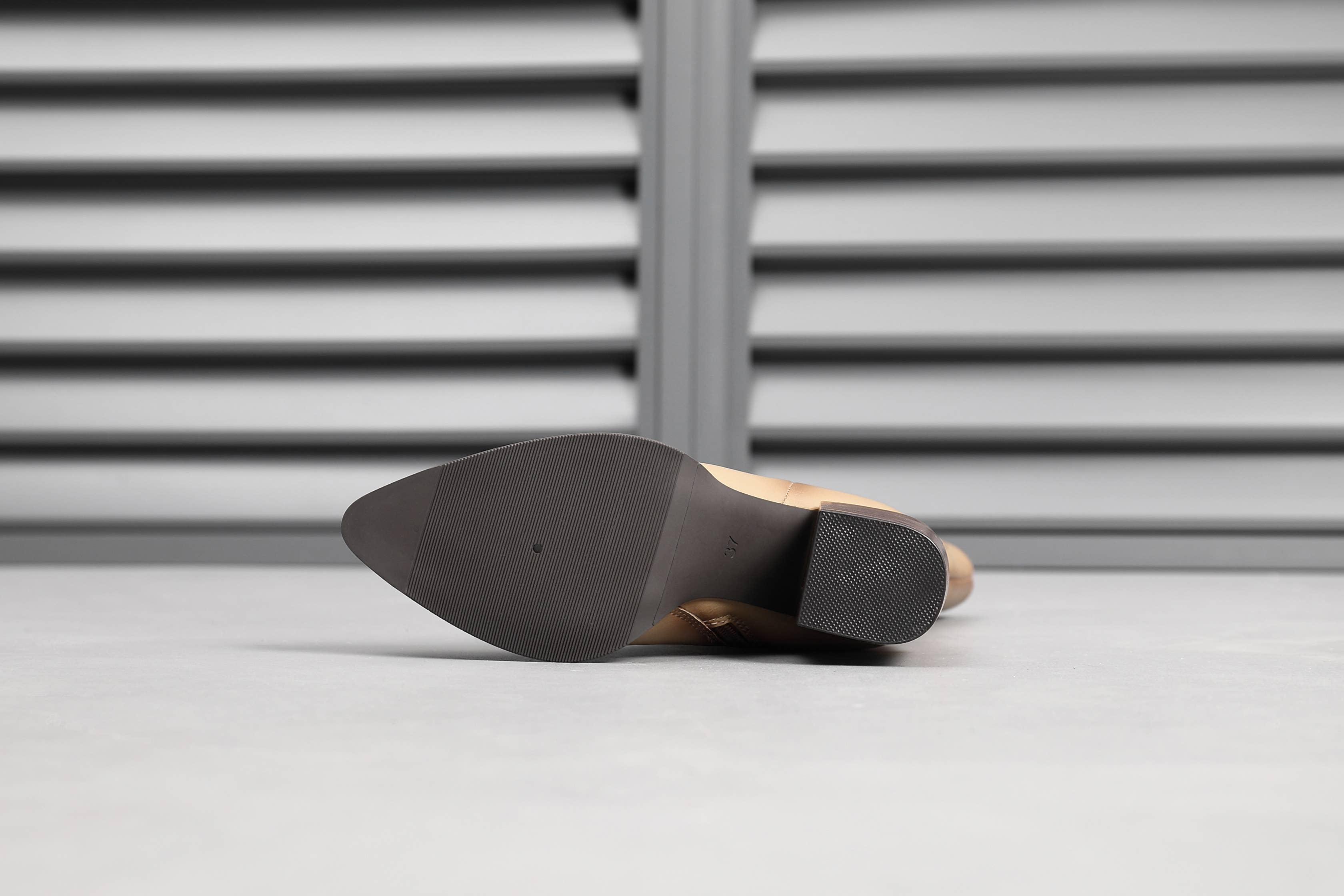 Top Staka - Wholesale Cowboylaarzen - Dames - A2374 Dames cowboylaarzen met hoge kniehoge schacht2