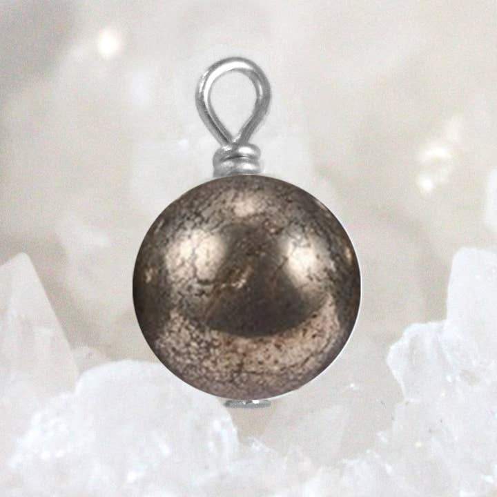 PYRITE HÄNGSMYCKE - Dynamisk/Klarhet för wholesale av Mademoiselle Moana