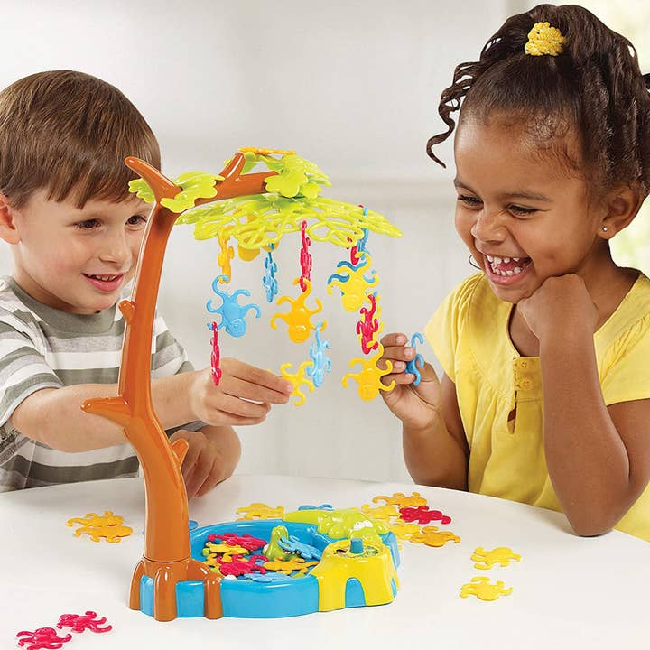 Epoch Everlasting Play - Wholesale Board Game - Game Zone Monkeying Around, Multiplayer Family Game