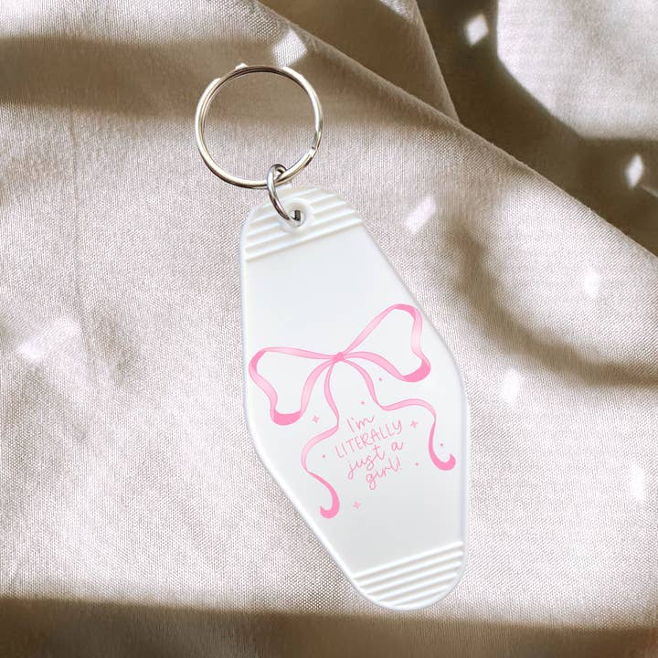 Llavero I'm Literally Just A Girl para venta al por mayor de amarieacreates