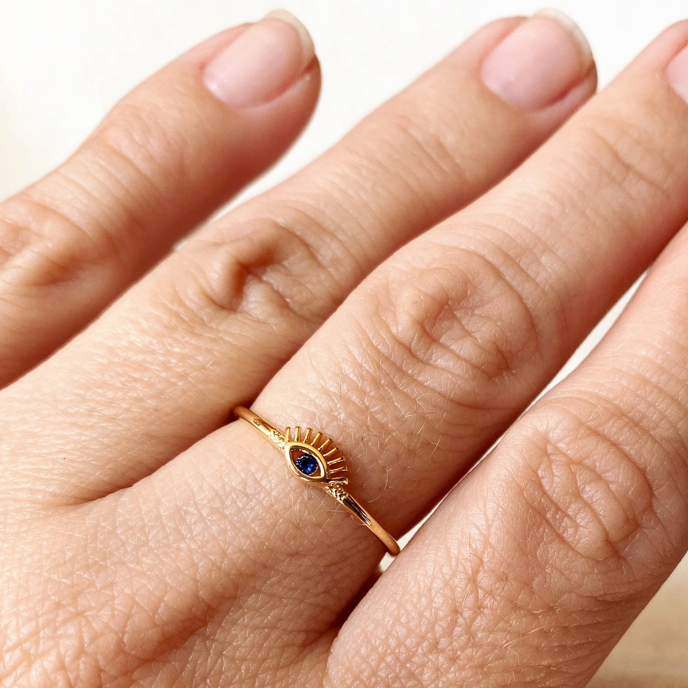 GoldFi - Vente Solitaire - Bague Œil Mauvais en plaqué or 18 carats avec pierre en zirconium bleu4