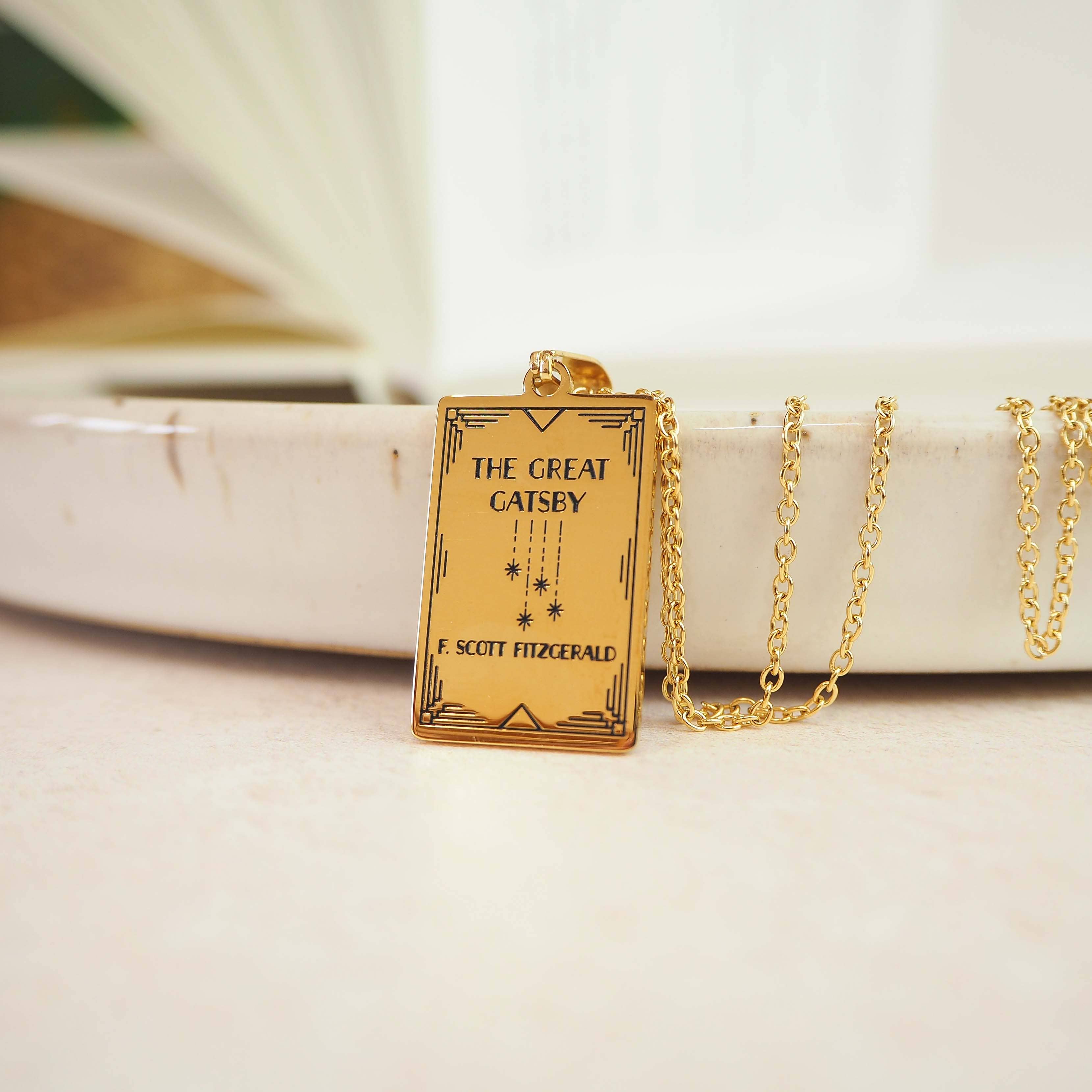 LiteraryEmporium - Wholesale Pendant/Charm Necklace - The Great Gatsby Book Necklace7