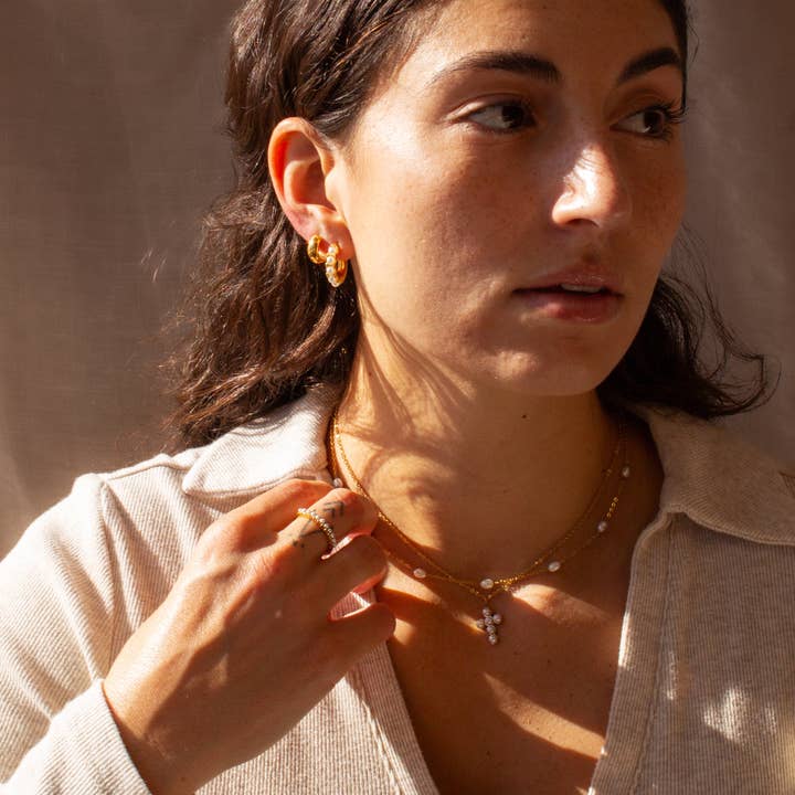 CARIS Jewelry - Wholesale Pendant/Charm Necklace - Pearl Cross Necklace1