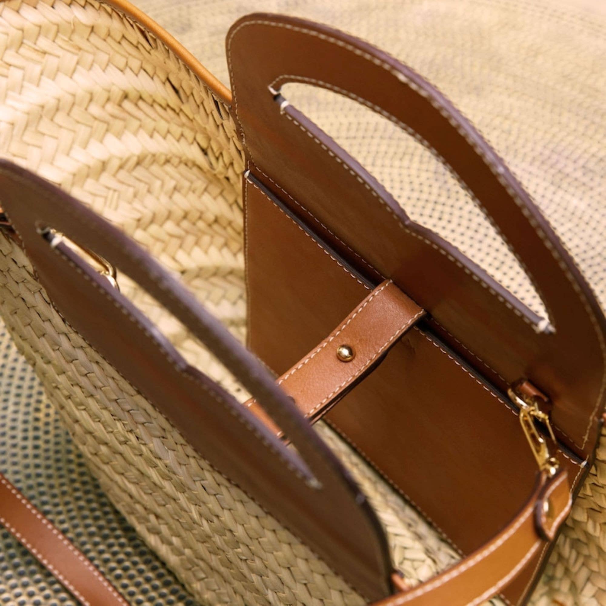 NomadWeave Ltd – wholesale Strandväska – LYXIG FRANSK KORG med läderhandtag2