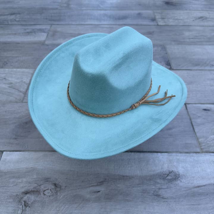 Queens INC - Wholesale Cowboy Hat - Women's - π€ Vegan Suede Cattleman Cowboy Hat W/ Suede Hat Band 10