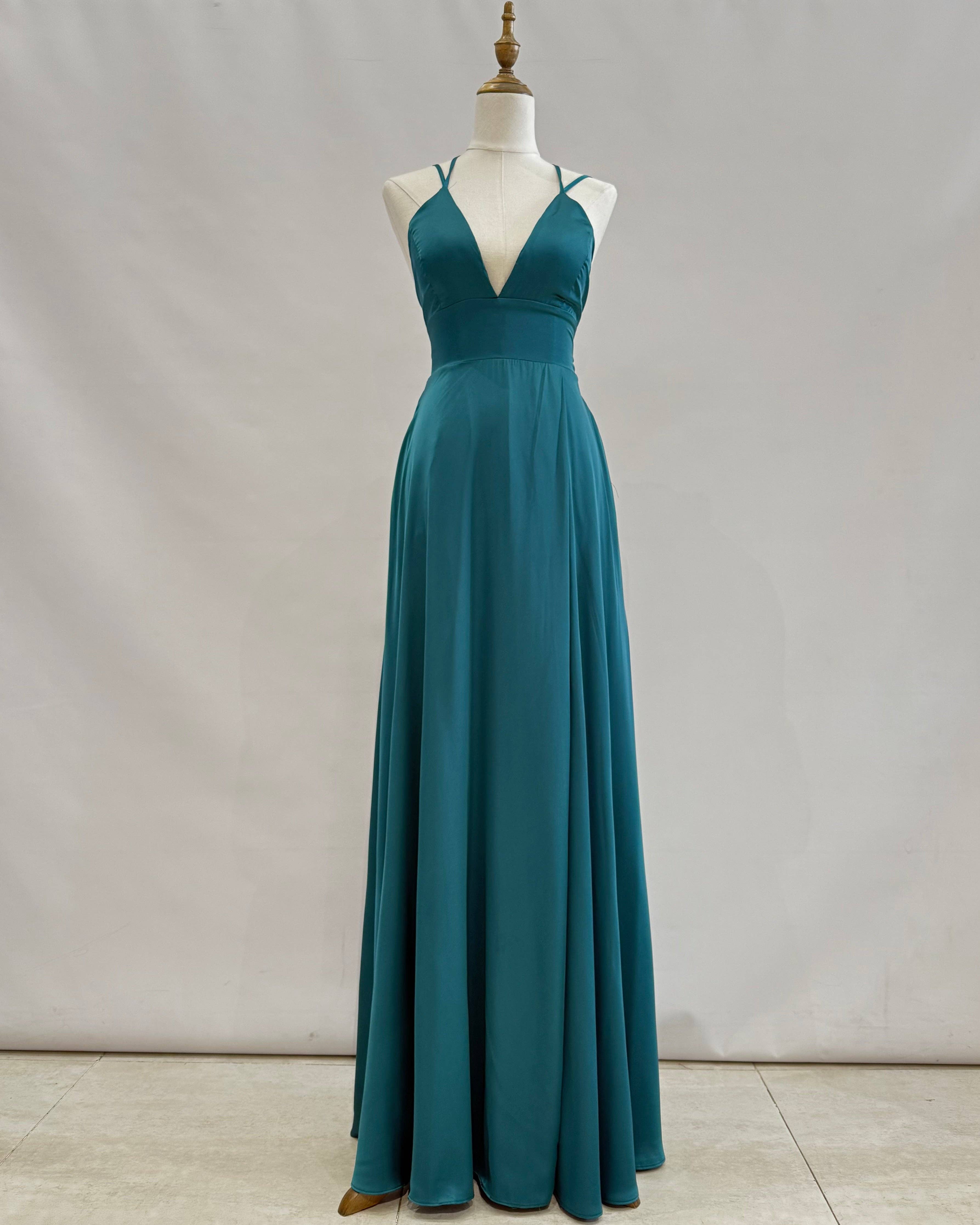 Invitadissimas – wholesale Gown – Women's – Satin dress 2238919