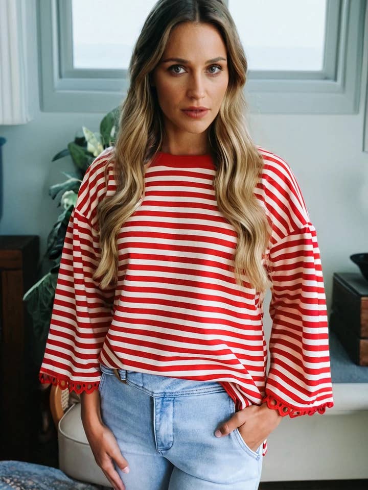 Lovesoft - Wholesale Blouse - Dames - Zwart Gestreept Print Drop Shoulder Kant Afgewerkt Armband Mouw Losse Top11