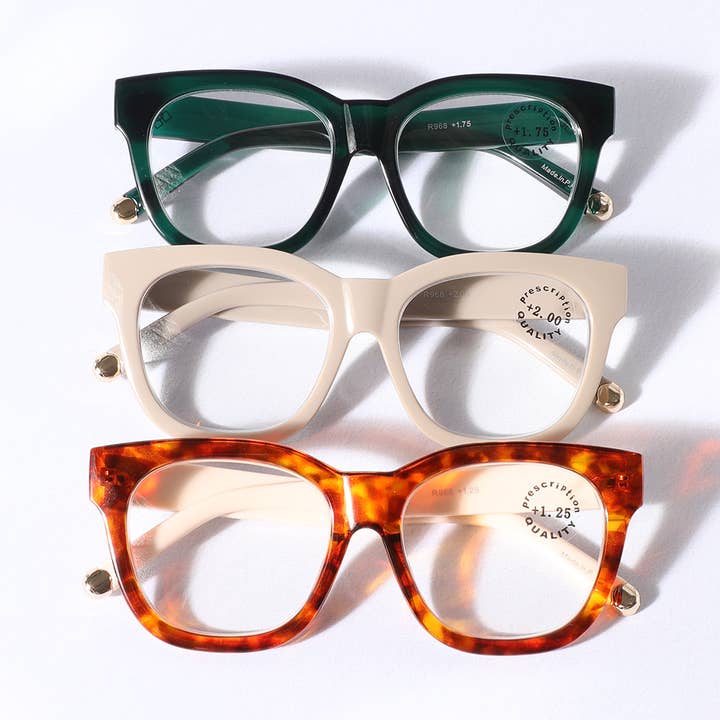 Chunky Square Glasses Frame Reading Glasses and other Purchase Wholesale prescription eyeglasses. Free Returns & Net 60 Terms on Faire trending on Faire.