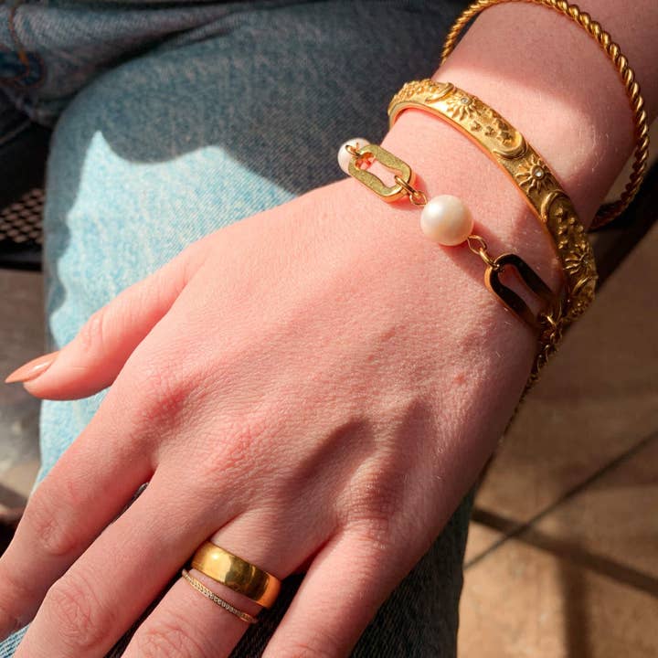 DRIP JEWELRY - Wholesale Bangle Bracelet - Sailor Moon Bangle2