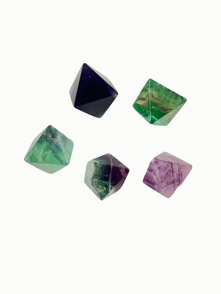 Rainbow Fluorit Octaedron Point for engroshandel hos Sivalya