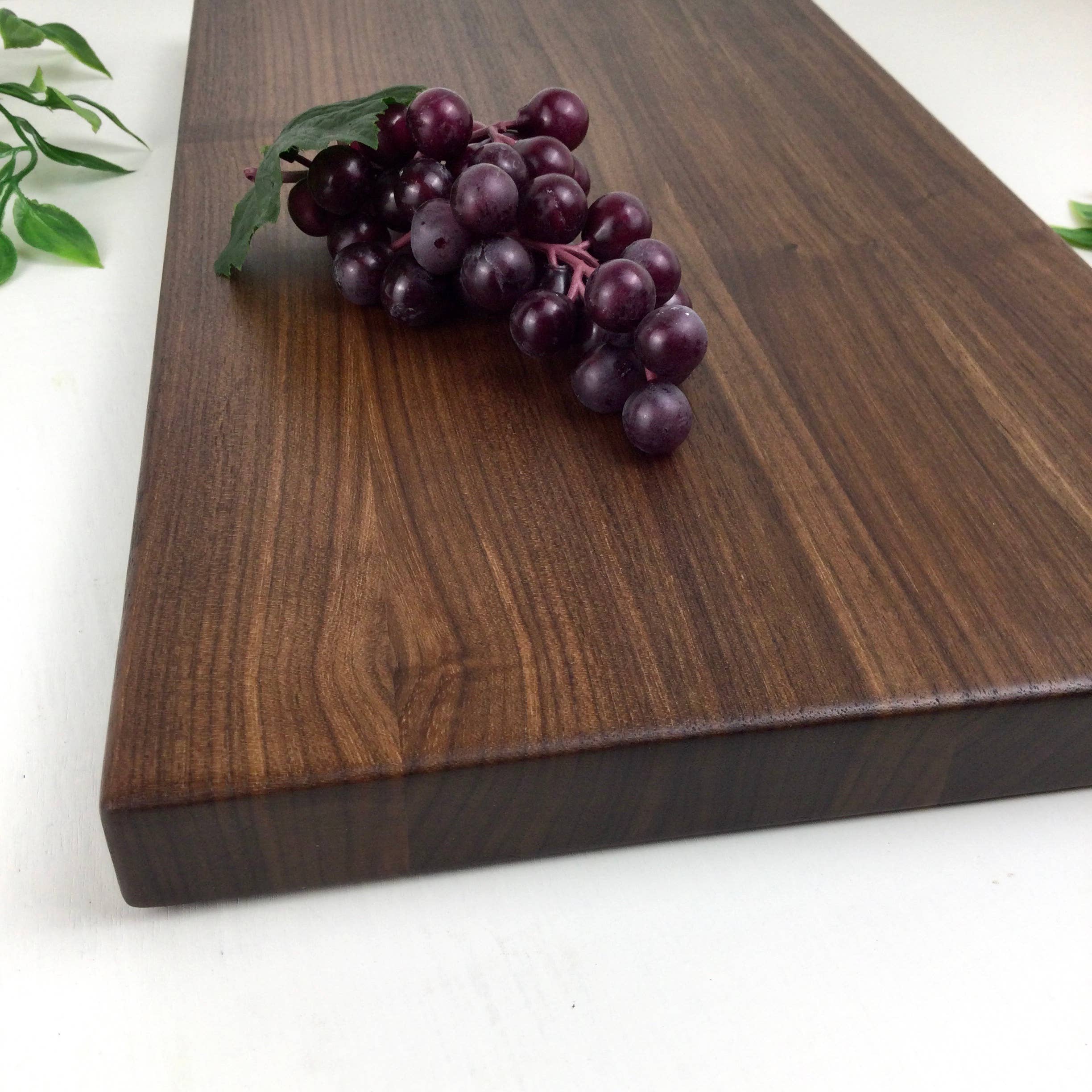 Scrappy's Workshop - Wholesale Cutting Board - Walnut Wood Cutting Board1