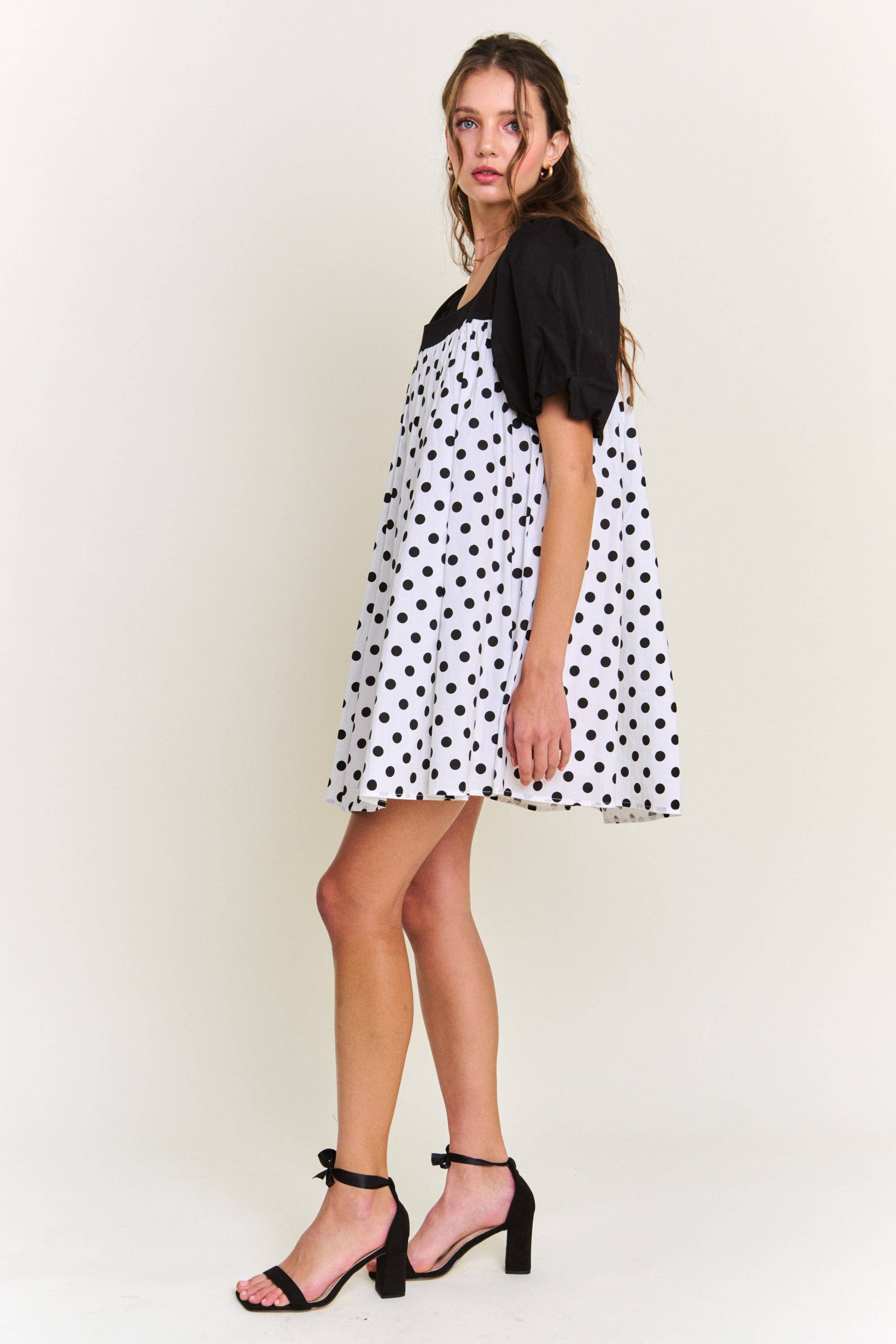 Blanco Minivestido lunares de venta al por mayor en Faire1