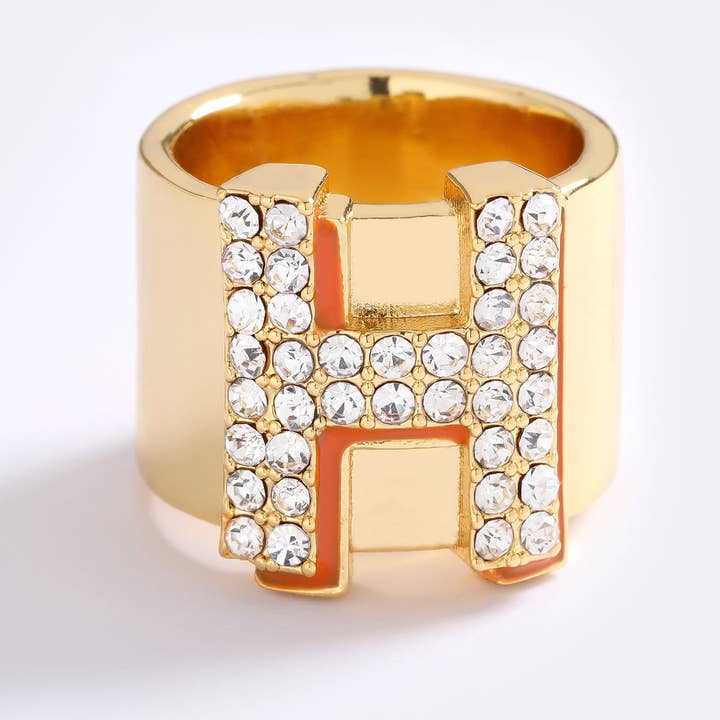 EMMA PILLS – Engroshandel Statementring – SIG MIT NAVN FØRSTE RING7