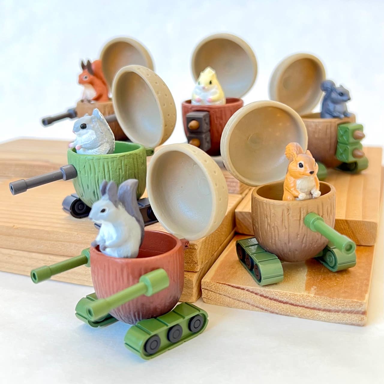 BCmini - Wholesale Decorative Figurine - 70774 DONGURI TANK FIGURINE BLIND BOX3