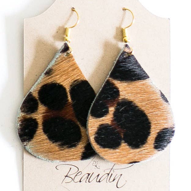 Beaudin Wholesale – Engroshandel Hængeøreringe og creoløreringe – Hershey Teardrop Øreringe i Hår på Skind (Færdiglavet)1