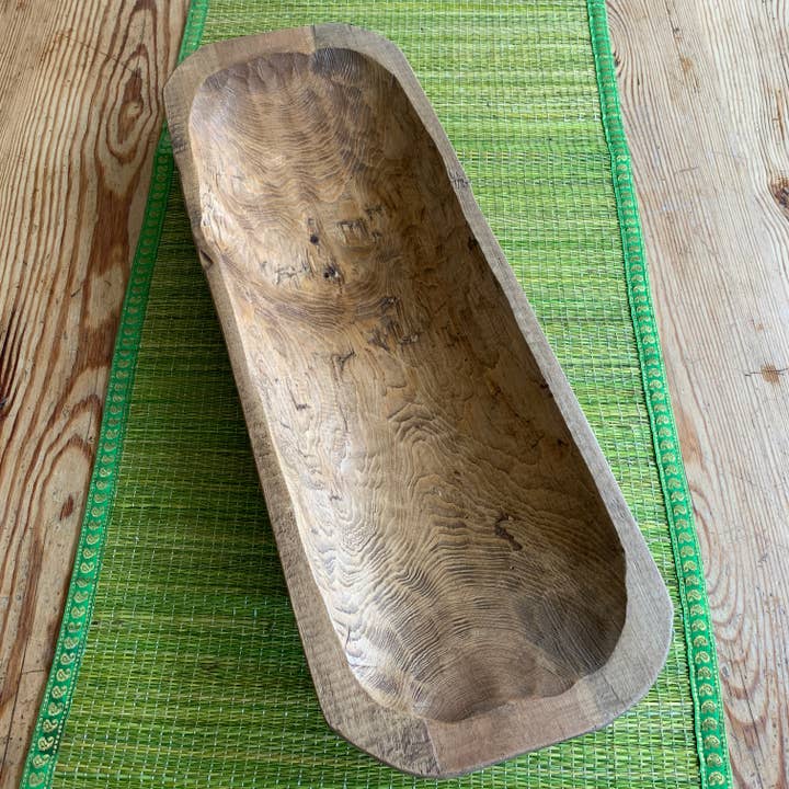 Ciotola in legno rustico per la vendita all'ingrosso da parte di Betsy Bauer Studio