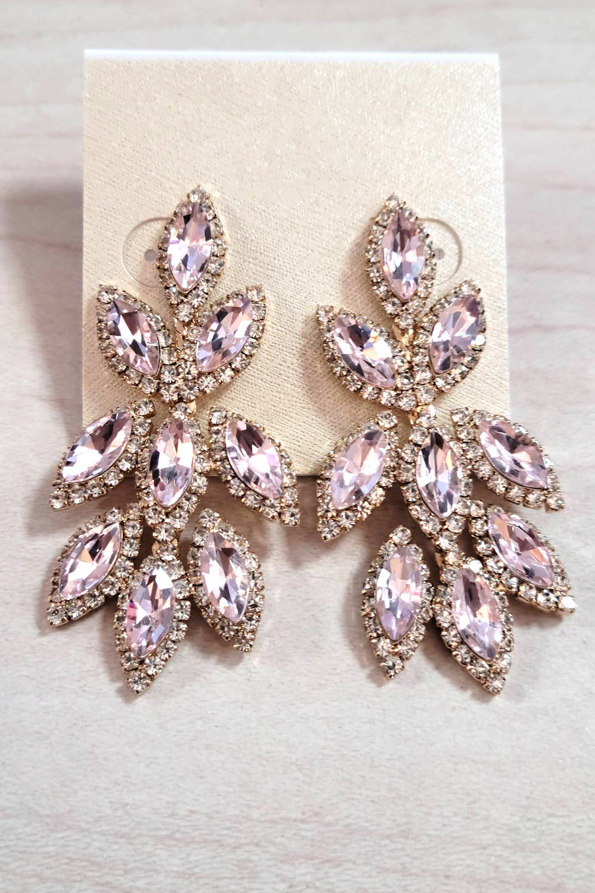 Chicas - Wholesale Dangle Earrings - Pair of drop earrings with crystal jewel rhinestones 4401121