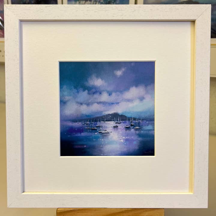 'Ancoradouros de Holy Isle, Arran' - Cartão de Cumprimentos com Arte emoldurada por atacado de Emma S Davis Artist