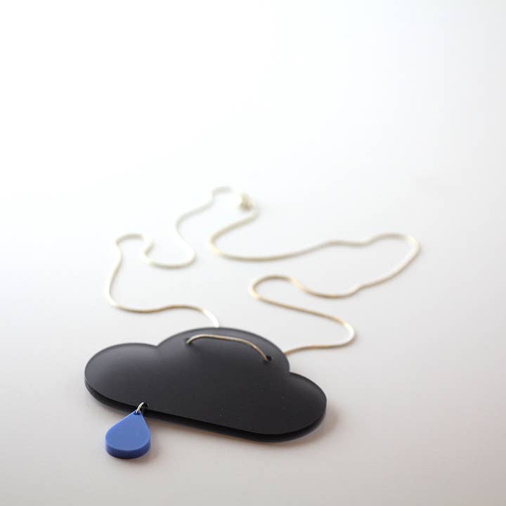 Pendentif Whatever the Weather - Grey Rain pour la vente par Alice Jacobs Designs