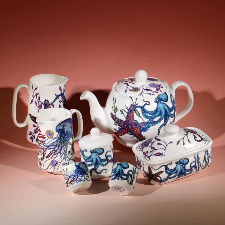 Cream Cornwall - Wholesale Egg Cup/Holder - Bone China Reef Egg Cup - Octopus