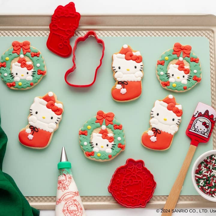Handstand Kitchen - Wholesale Cookie Cutter - Hello Kitty® Holiday Cookie Stamp and Frosting Set - 27pc2