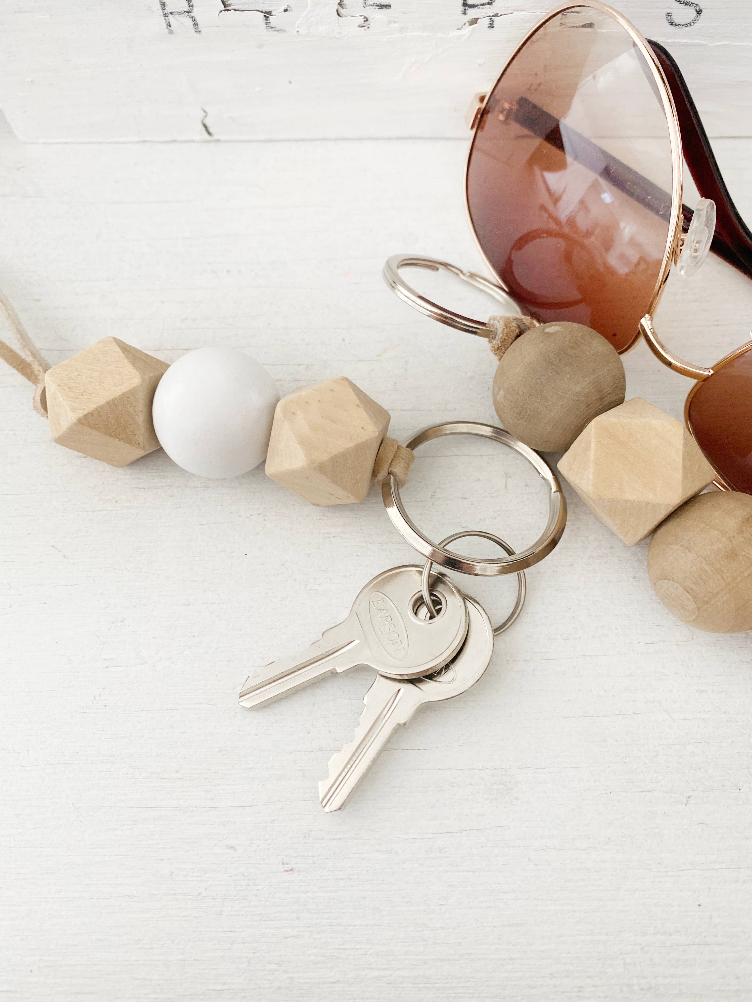 Simply Styled Art - Vente Porte-clés – femme - Porte-clés géométrique de perles de bois bohème7