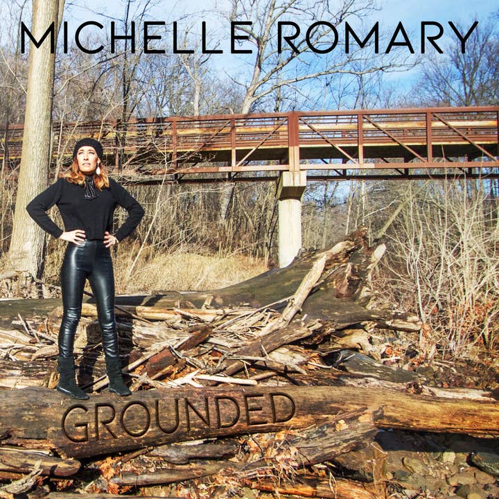 CD autographié « Grounded » EP indie pop-rock original pour la vente par Michelle Romary Apparel