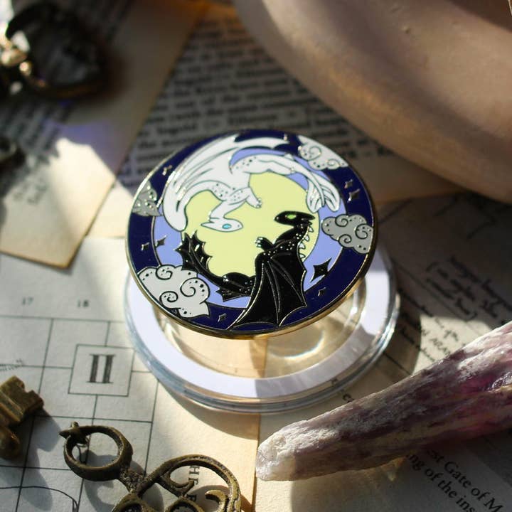 Geek and Artsy - Wholesale Phone Grip - Dancing Dragons magnetic Kindle Grip, bookish magnetic phone grip, interchangeable ereader holder1