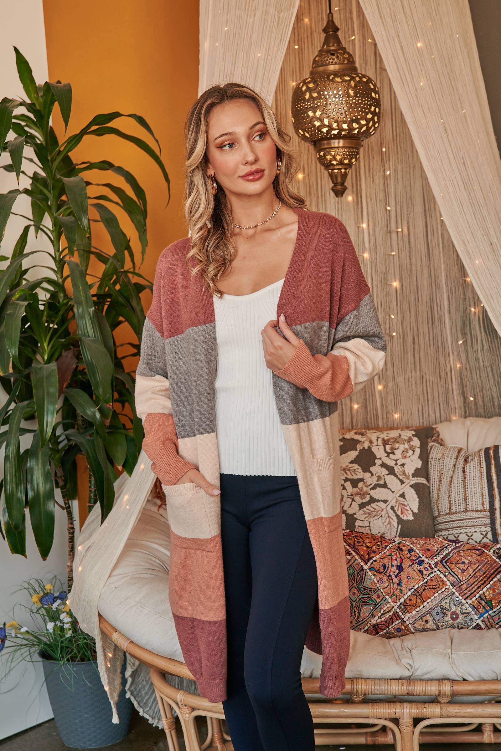 Nicabel - Wholesale Cardigan - Women's - Color-blocked midi-length sweater cardigan-SW60583