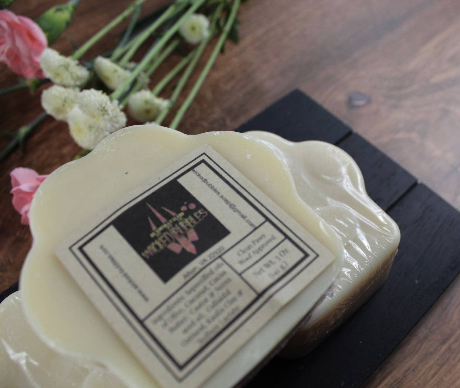 Wicked Bubbles LLC - Wholesale Pet Soap - Dog - Clean Paws - Woof approved4