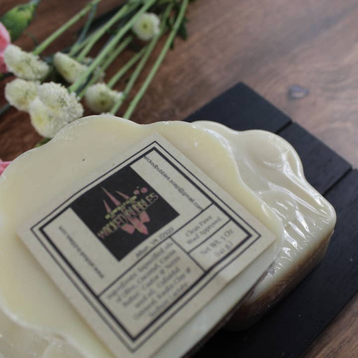 Wicked Bubbles LLC - Wholesale Pet Soap - Dog - Clean Paws - Woof approved4